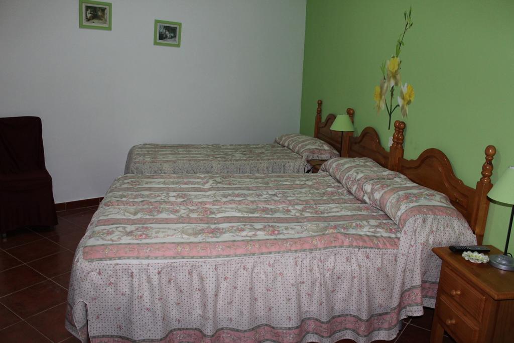 Hostal Restaurante "El Cercao" Sauca Bilik gambar