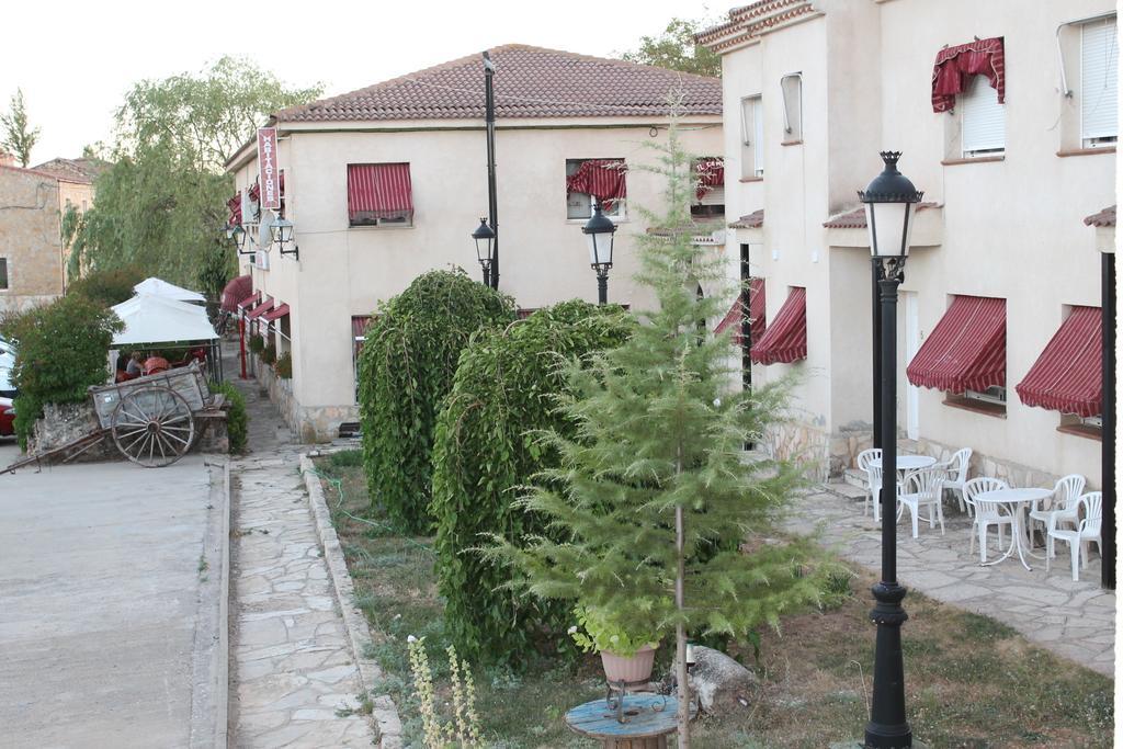 Hostal Restaurante "El Cercao" Sauca Luaran gambar